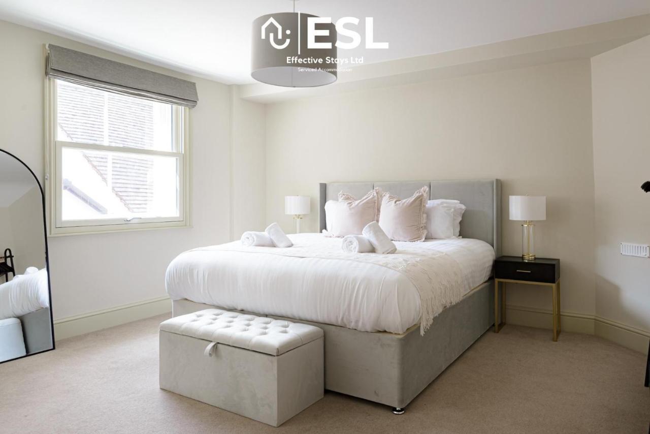 Most Central Luxury Grade 2 Listed Apartment Overlooking Shrewsbury Square - Free Parking Bagian luar foto