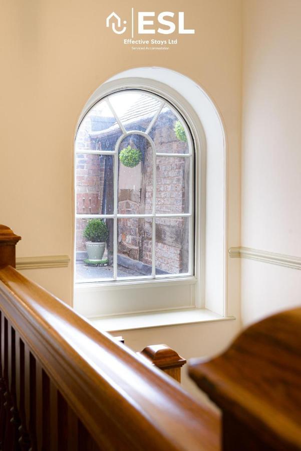 Most Central Luxury Grade 2 Listed Apartment Overlooking Shrewsbury Square - Free Parking Bagian luar foto
